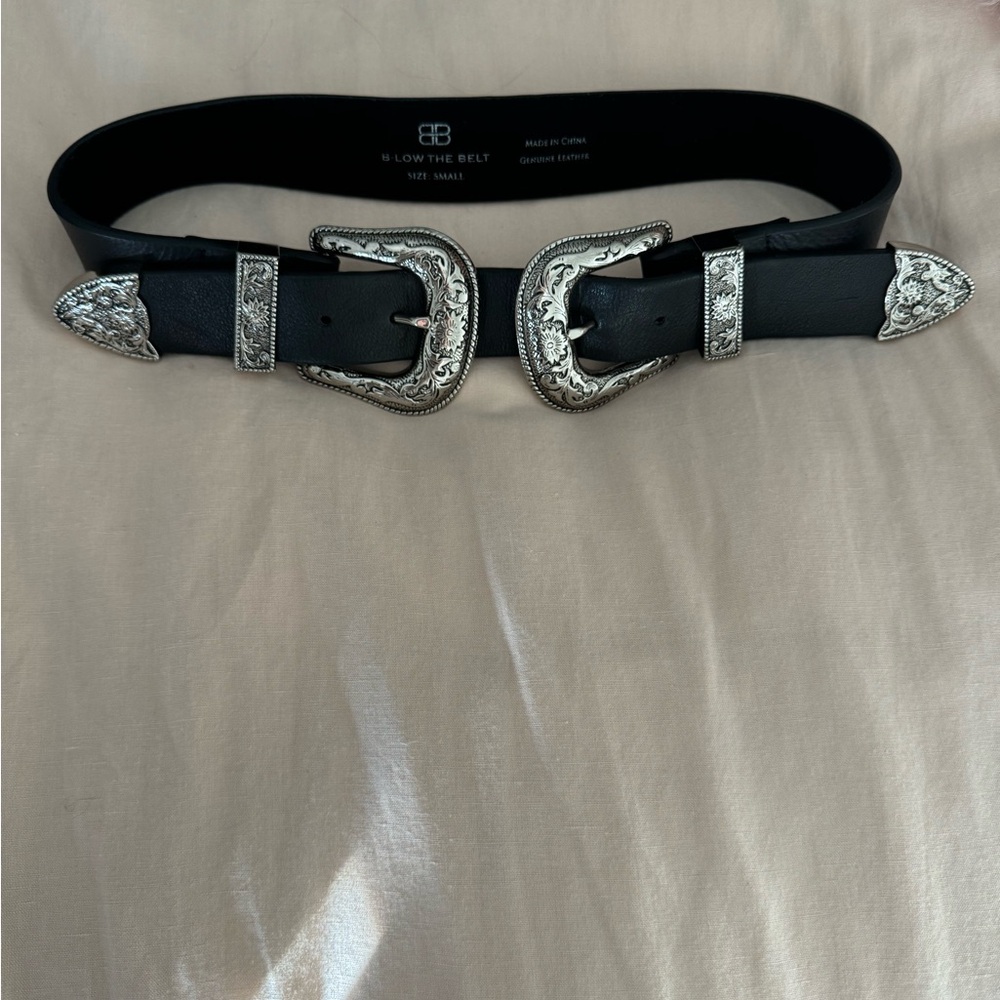 COPY - B low the belt bri bri silver small worn once. Perfect condition.